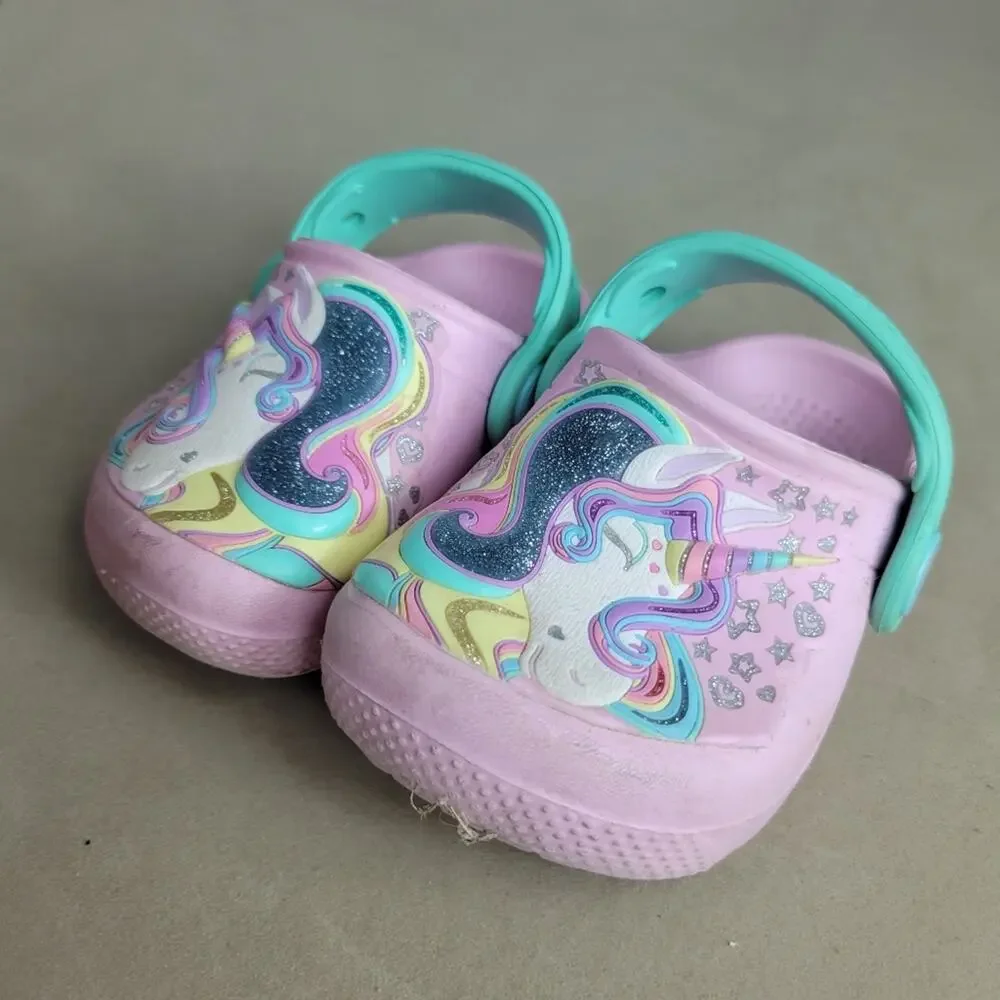 CROCS questions leave